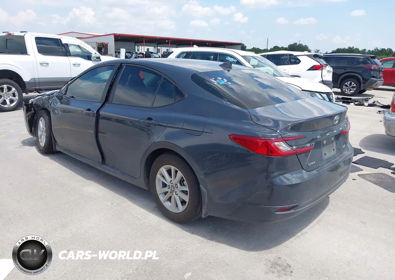 2025 Toyota Camry Le VIN:4T1DAACK9SU615798 - 3