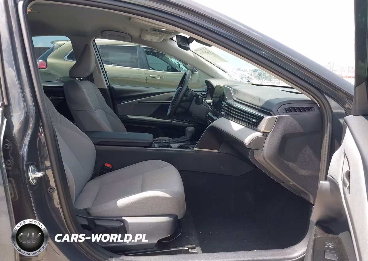 2025 Toyota Camry Le VIN:4T1DAACK9SU615798 - 5