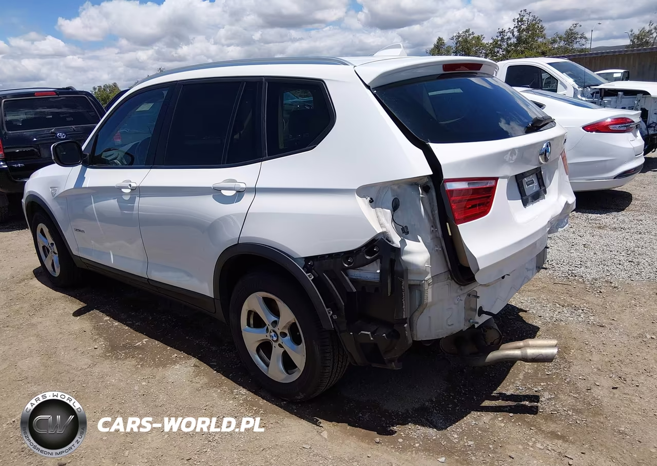 2011 BMW X3 xDrive28I VIN:5UXWX5C57BL700706 - 3