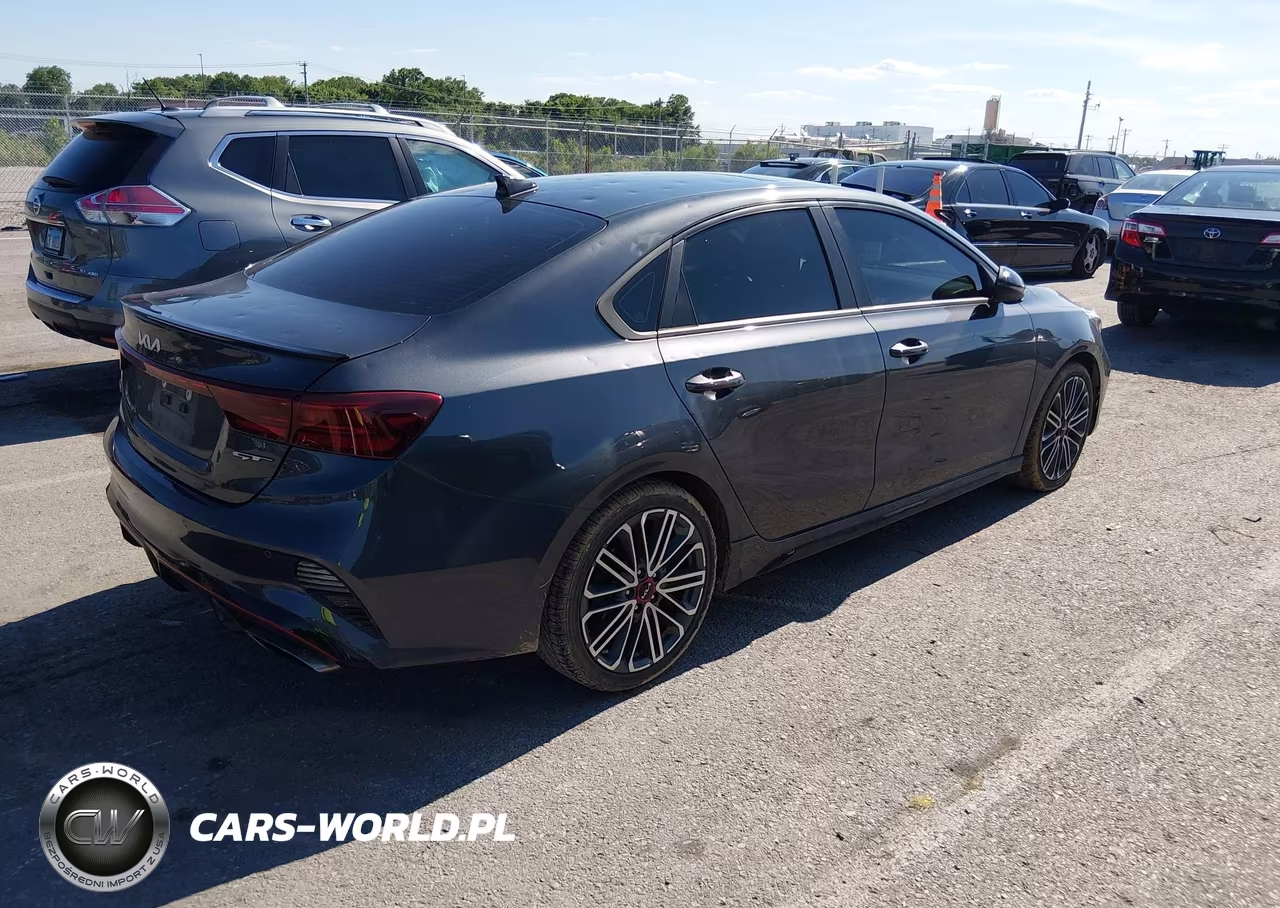 2022 Kia Forte Gt VIN:3KPF44AC0NE463706 - 4