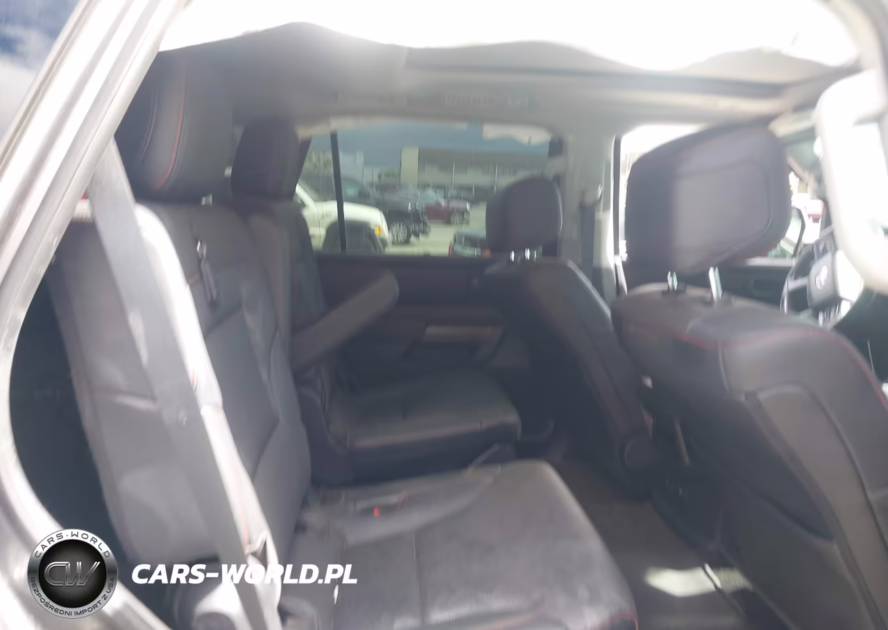 2023 Toyota Sequoia Trd Pro VIN:7SVAAABA7PX019214 - 8