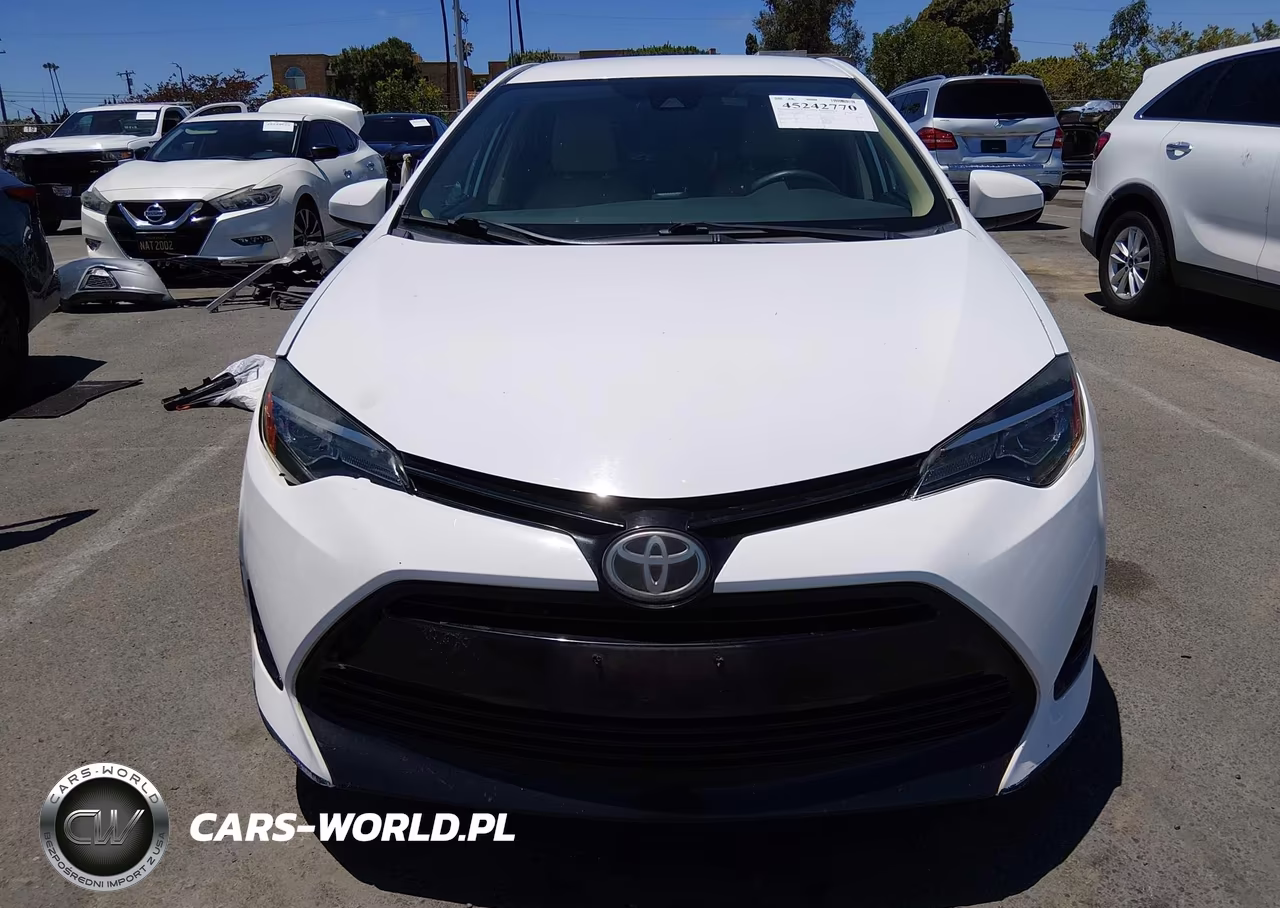 2017 Toyota Corolla Le VIN:5YFBURHE7HP722553 - 12