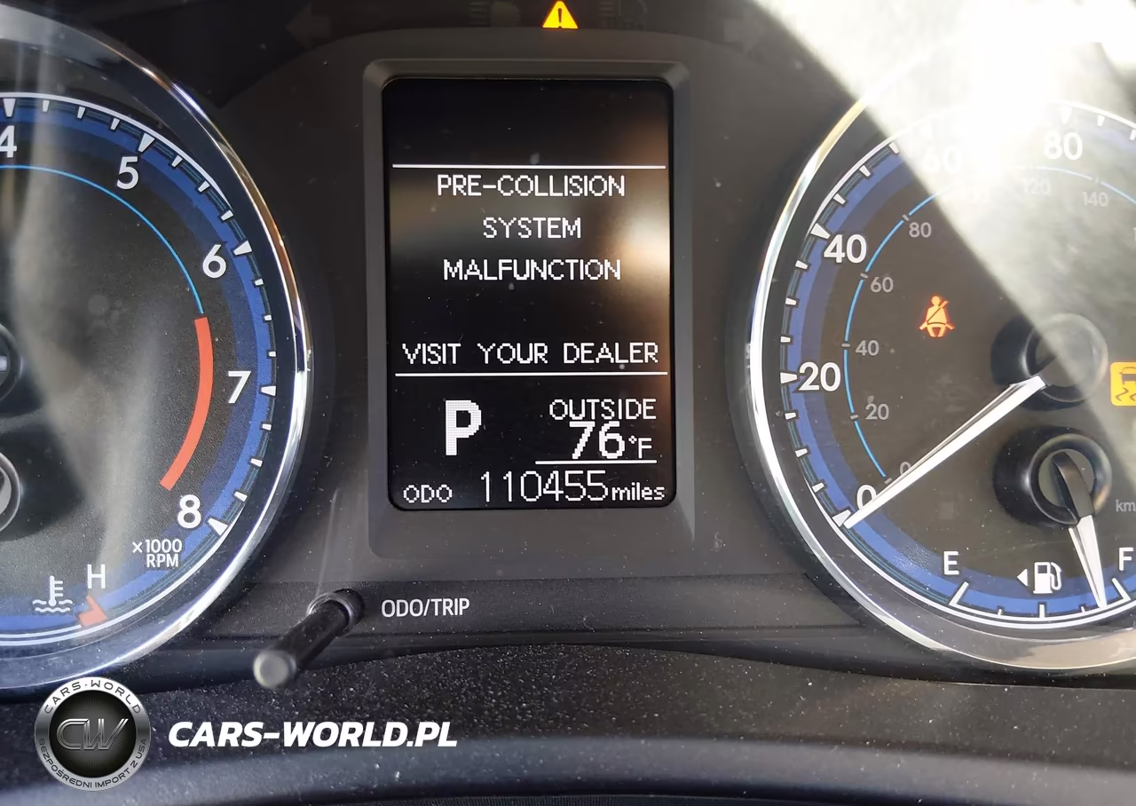 2017 Toyota Corolla Le VIN:5YFBURHE7HP722553 - 15