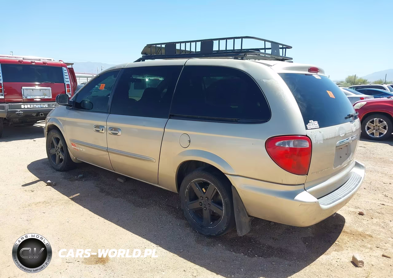 2003 Chrysler Town & Country Lx VIN:2C4GP44313R164986 - 3