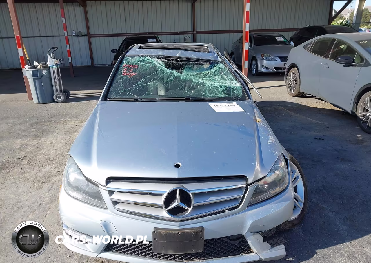 2013 Mercedes-Benz C 250 Sport VIN:WDDGF4HB8DG128838 - 12