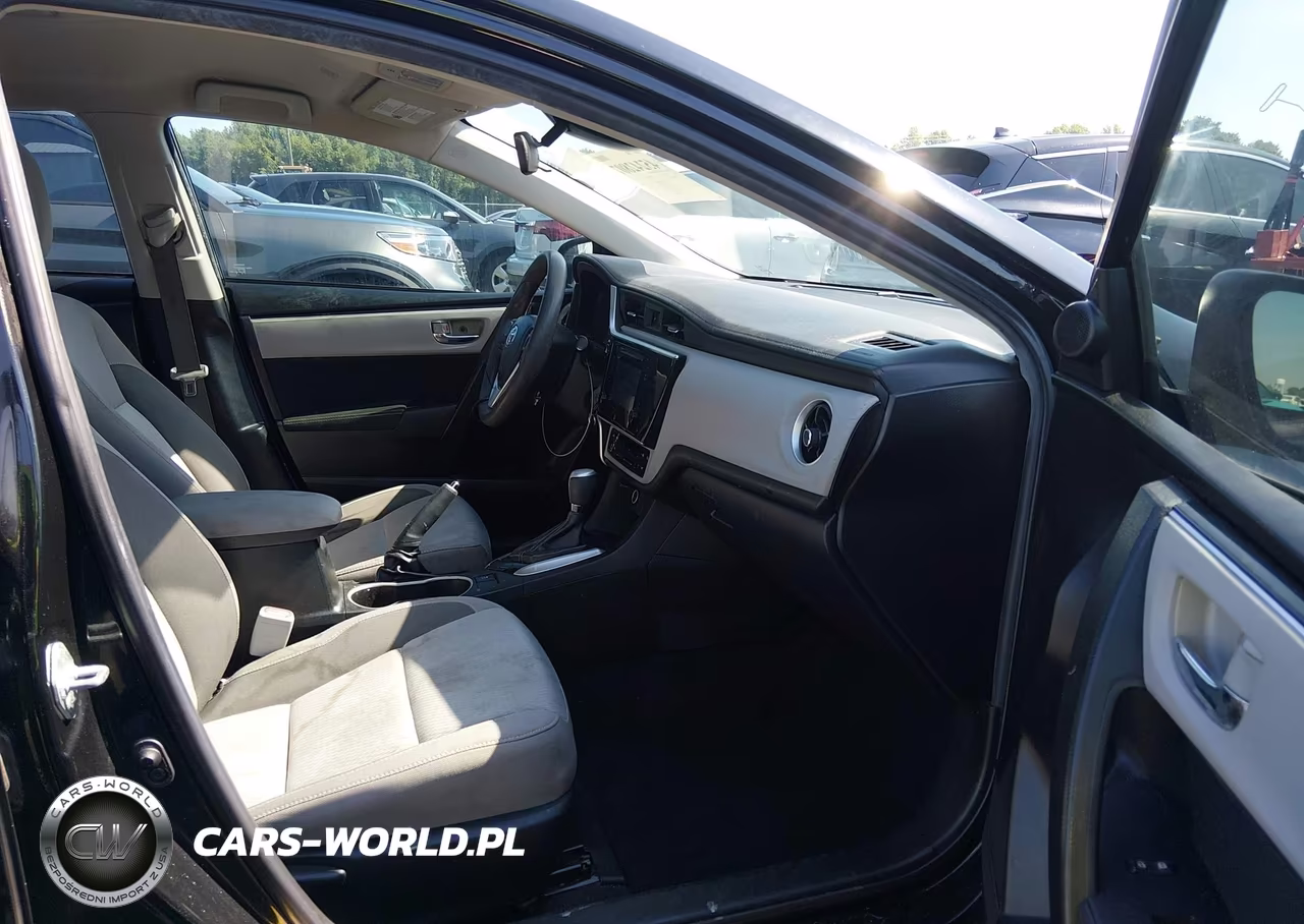 2019 Toyota Corolla Le VIN:5YFBURHE4KP930624 - 5