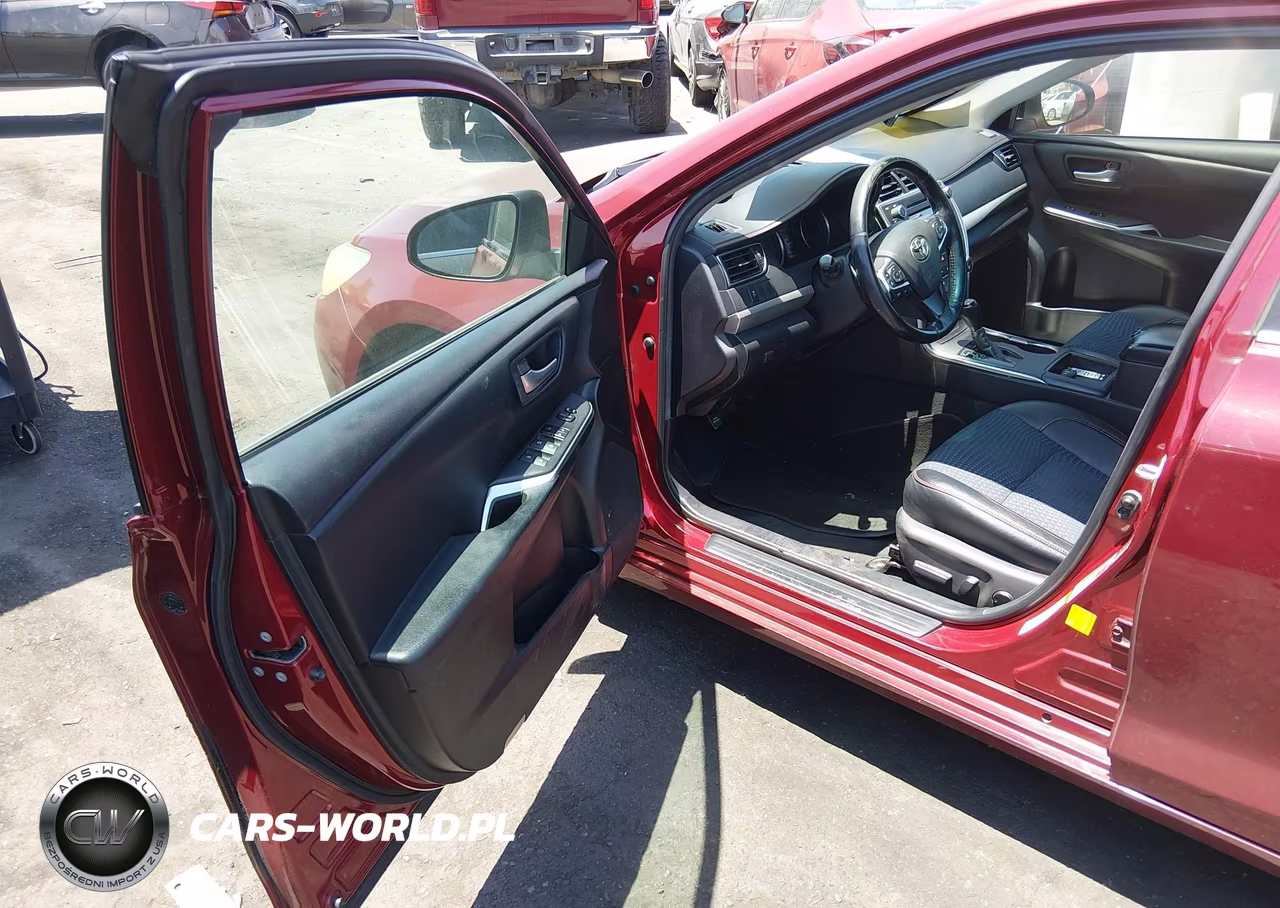 2015 Toyota Camry Se VIN:4T1BF1FK3FU974462 - 5