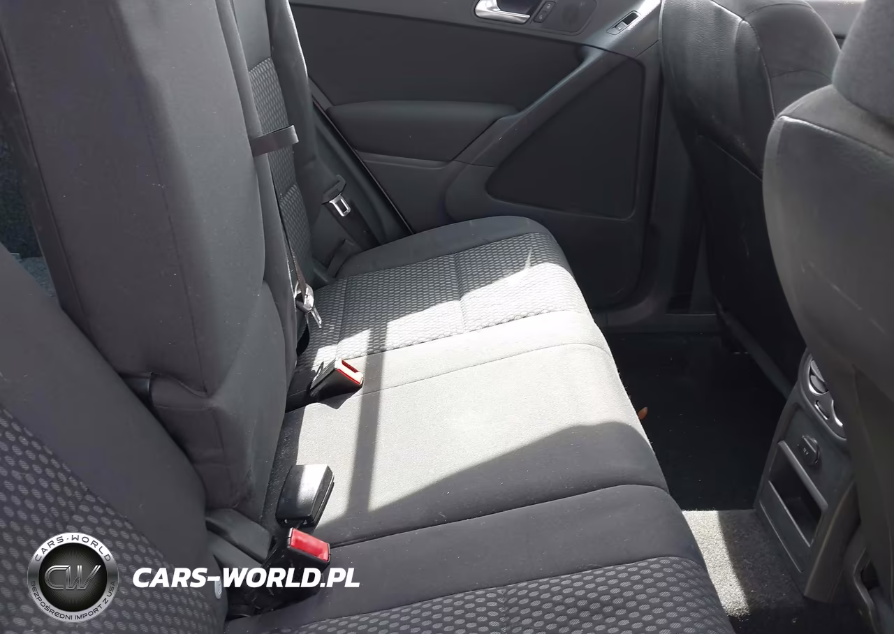 2011 Volkswagen Tiguan S VIN:WVGCV7AX1BW541704 - 8