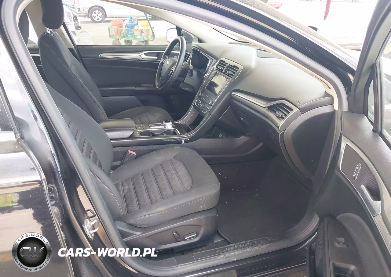 2019 Ford Fusion Hybrid Se VIN:3FA6P0LU5KR174322 - 5