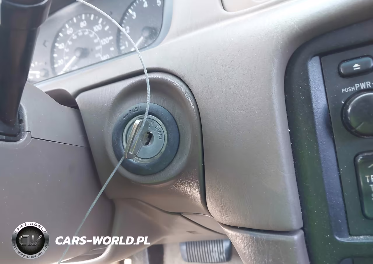 1999 Toyota Camry Le VIN:JT2BG22K4X0289269 - 11