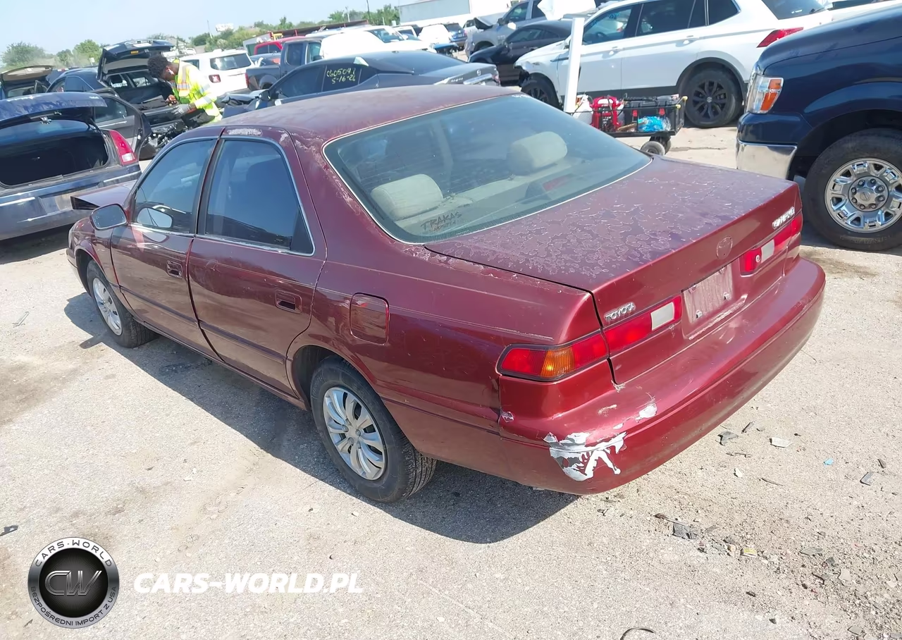 1999 Toyota Camry Le VIN:JT2BG22K4X0289269 - 3