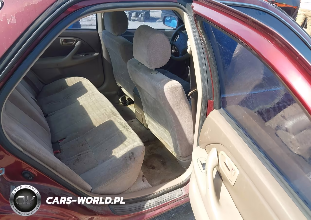 1999 Toyota Camry Le VIN:JT2BG22K4X0289269 - 8