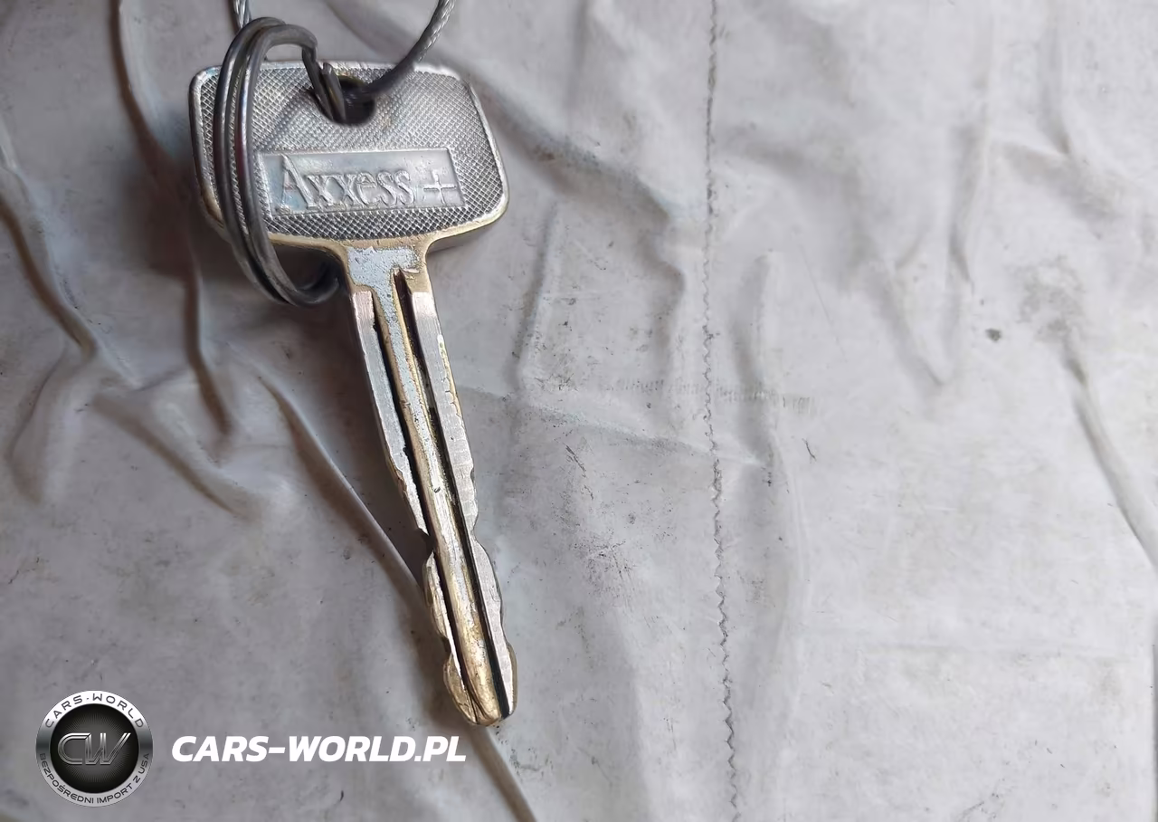 1995 Toyota Camry Le VIN:4T1SK12E2SU598973 - 11
