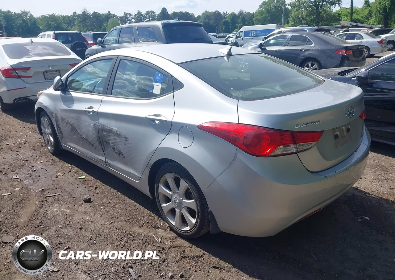 2013 Hyundai Elantra Limited VIN:5NPDH4AE7DH271741 - 3