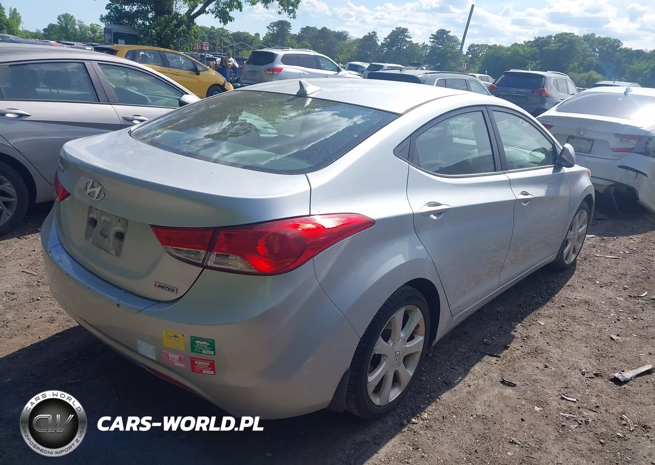2013 Hyundai Elantra Limited VIN:5NPDH4AE7DH271741 - 4