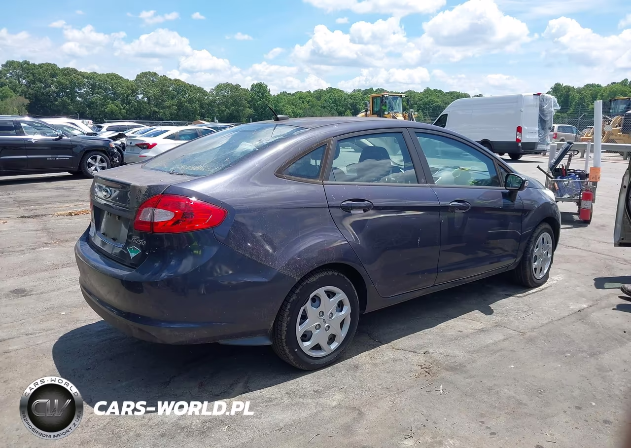 2013 Ford Fiesta Se VIN:3FADP4BJ4DM161888 - 4