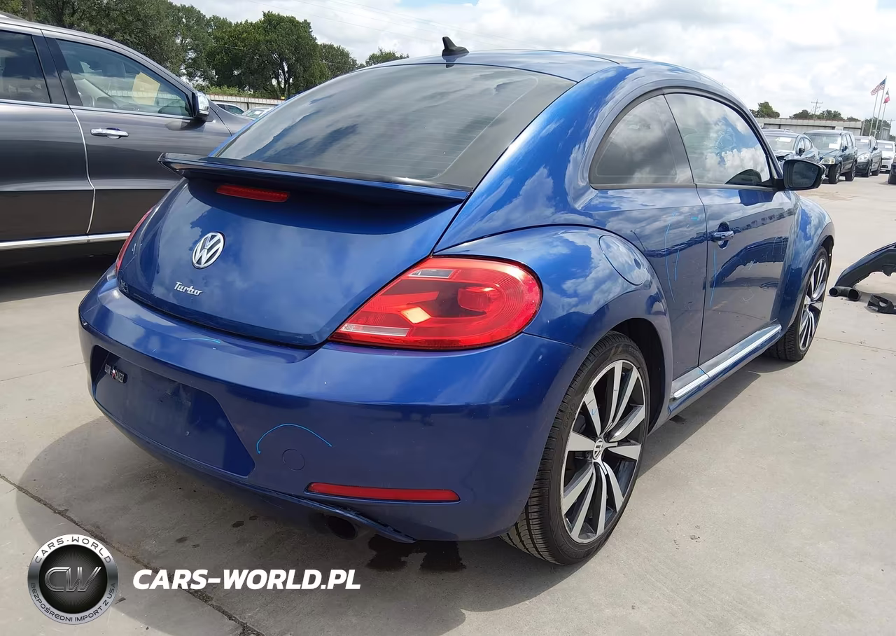 2013 Volkswagen Beetle 2.0T Turbo VIN:3VWV67AT2DM616403 - 4