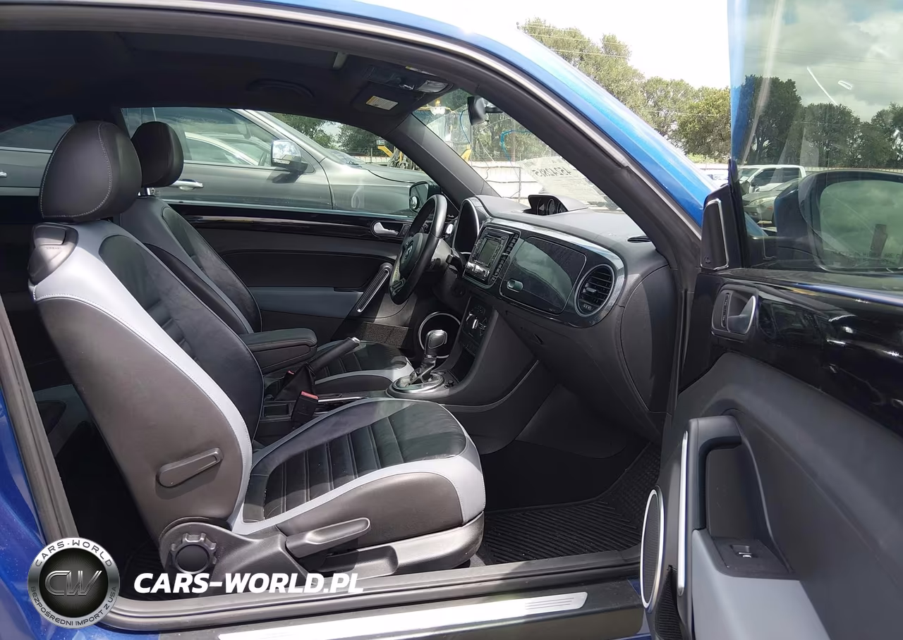 2013 Volkswagen Beetle 2.0T Turbo VIN:3VWV67AT2DM616403 - 5