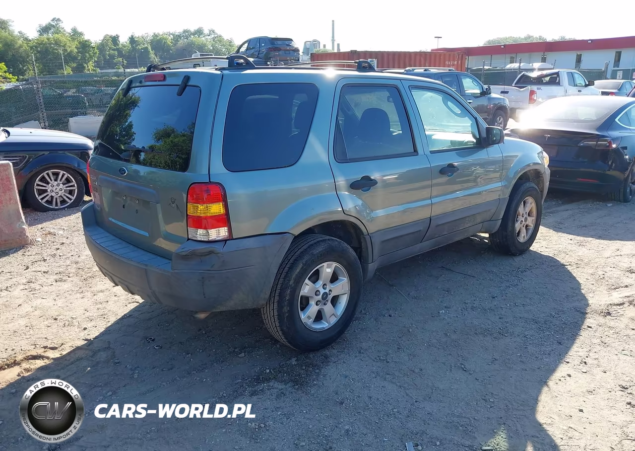 2007 Ford Escape Xlt-Xlt Sport VIN:1FMCU03117KA93143 - 4