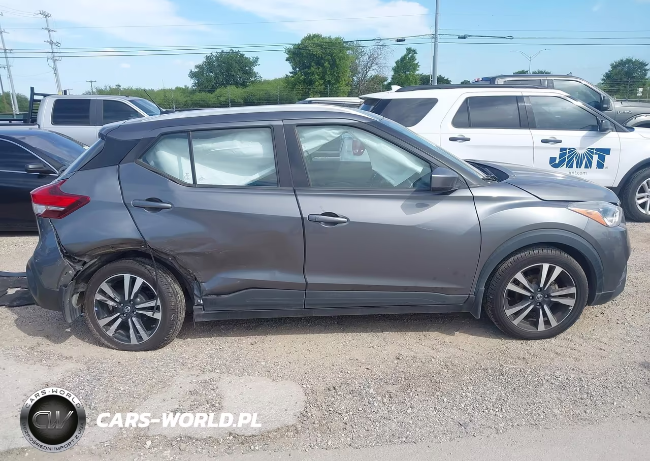 2019 Nissan Kicks Sv VIN:3N1CP5CU9KL492167 - 13