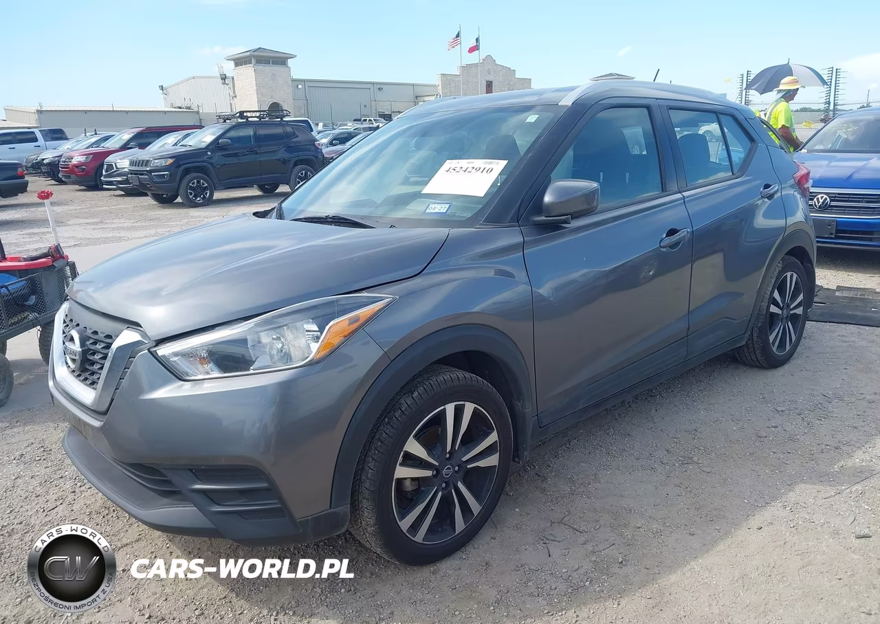 2019 Nissan Kicks Sv VIN:3N1CP5CU9KL492167 - 2