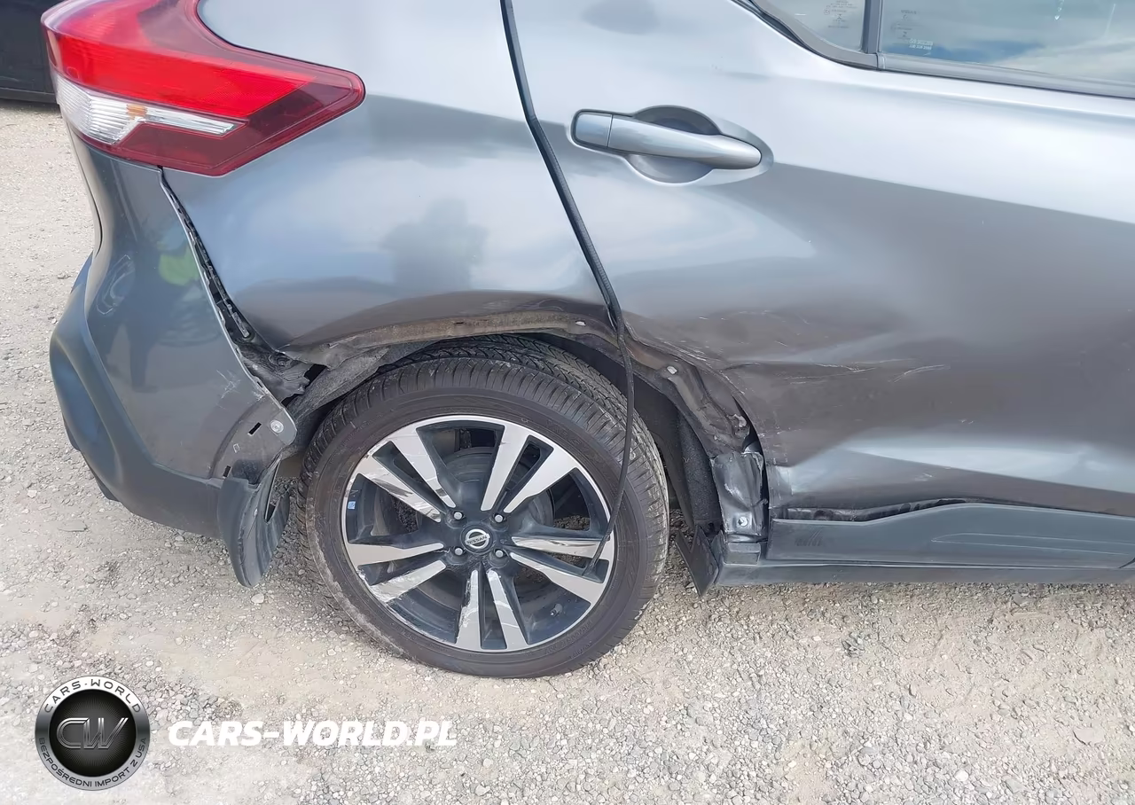 2019 Nissan Kicks Sv VIN:3N1CP5CU9KL492167 - 6