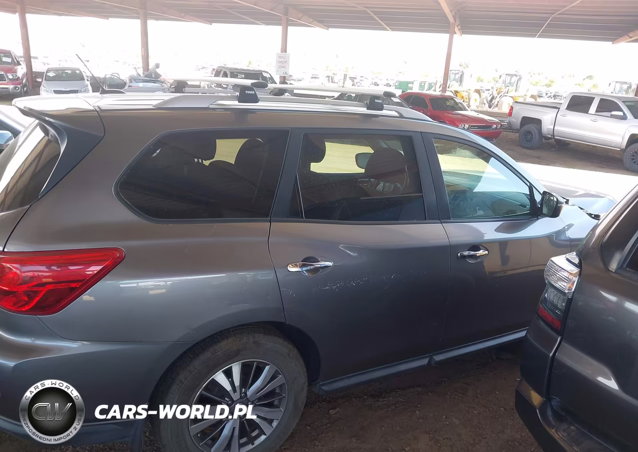 2017 Nissan Pathfinder S VIN:5N1DR2MM5HC632644 - 13