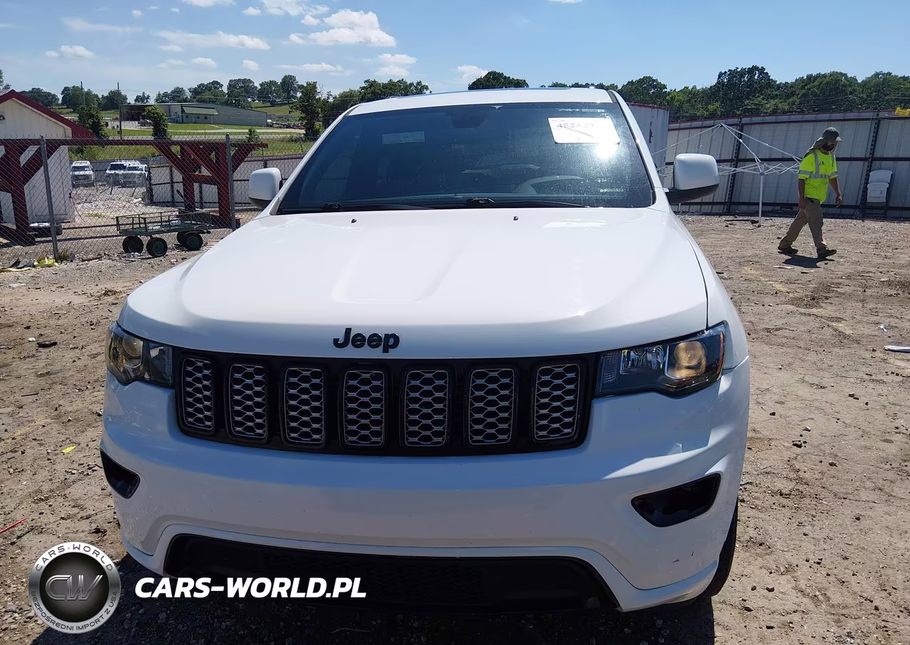 2019 Jeep Grand Cherokee Altitude 4X4 VIN:1C4RJFAG7KC654871 - 12