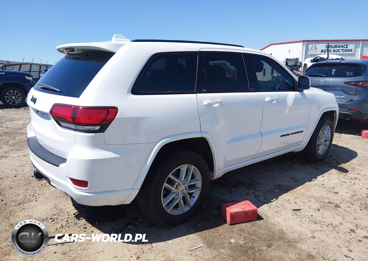 2019 Jeep Grand Cherokee Altitude 4X4 VIN:1C4RJFAG7KC654871 - 4