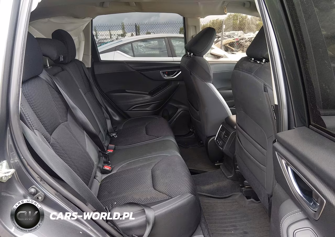 2021 Subaru Forester Premium VIN:JF2SKAJC8MH481318 - 8