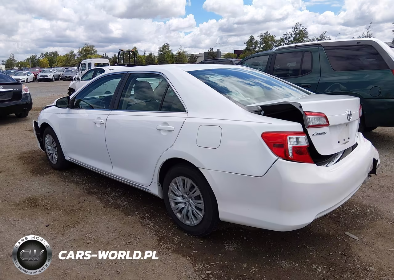 2012 Toyota Camry Le VIN:4T1BF1FK4CU182476 - 3