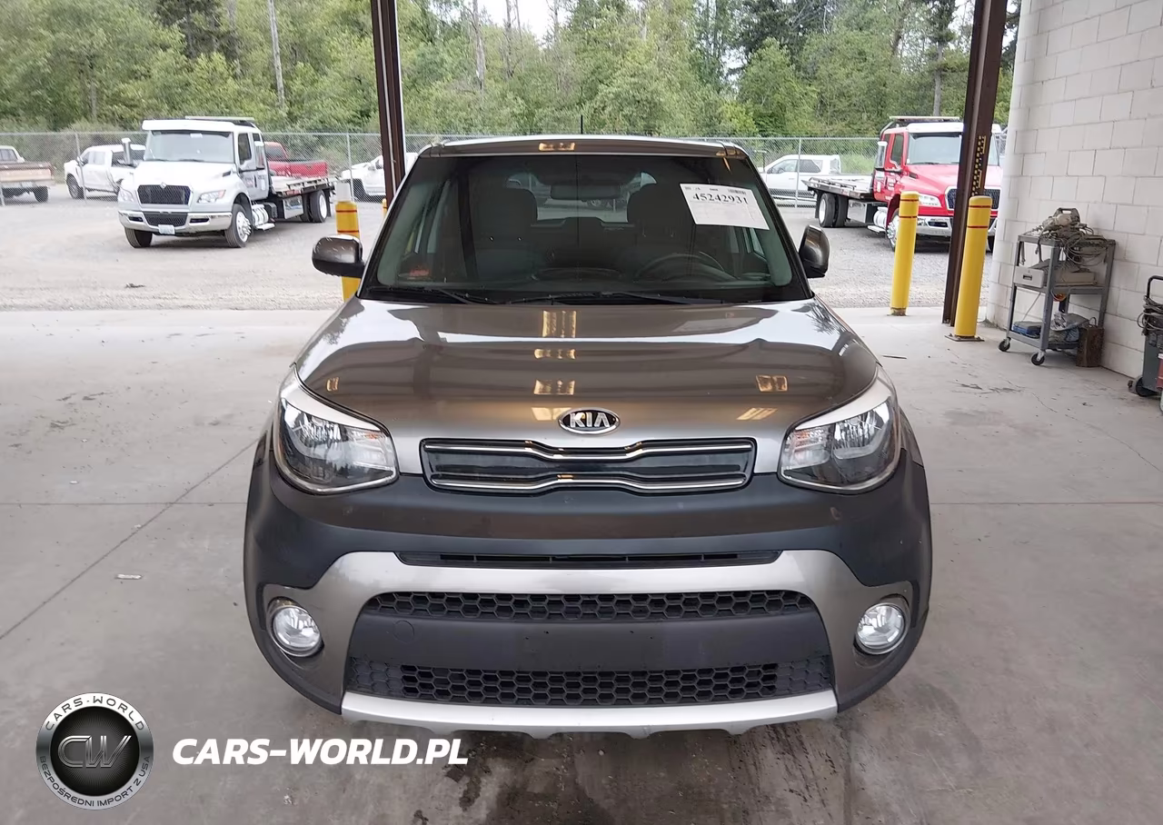 2017 Kia Soul + VIN:KNDJP3A51H7477907 - 12