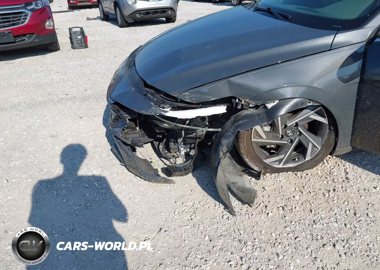 2024 Hyundai Elantra Sel VIN:KMHLS4DG0RU680697 - 6