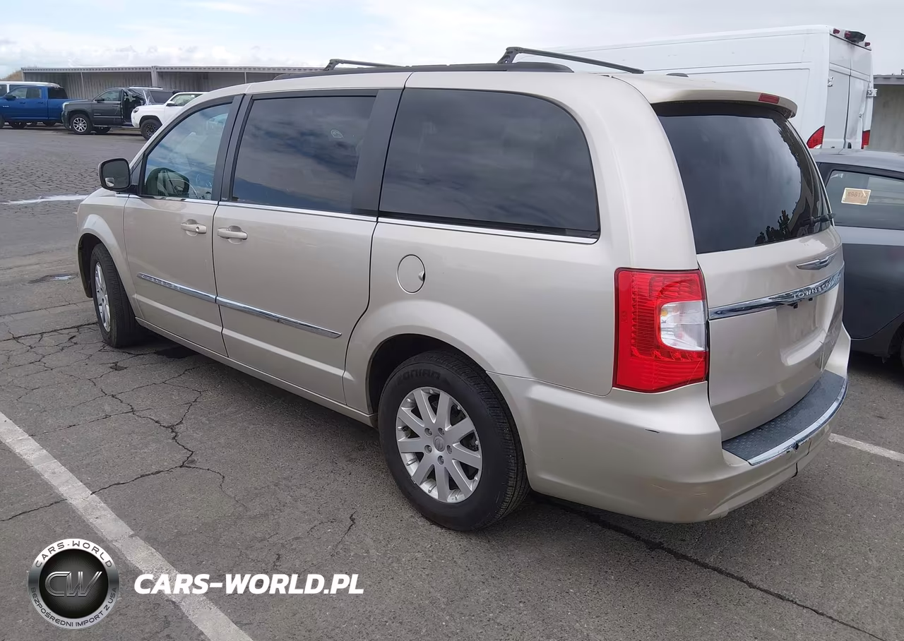 2014 Chrysler Town & Country Touring VIN:2C4RC1BG3ER307092 - 3