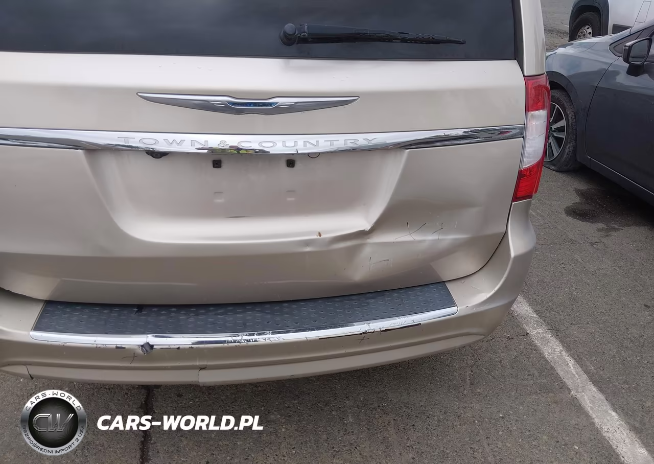 2014 Chrysler Town & Country Touring VIN:2C4RC1BG3ER307092 - 6