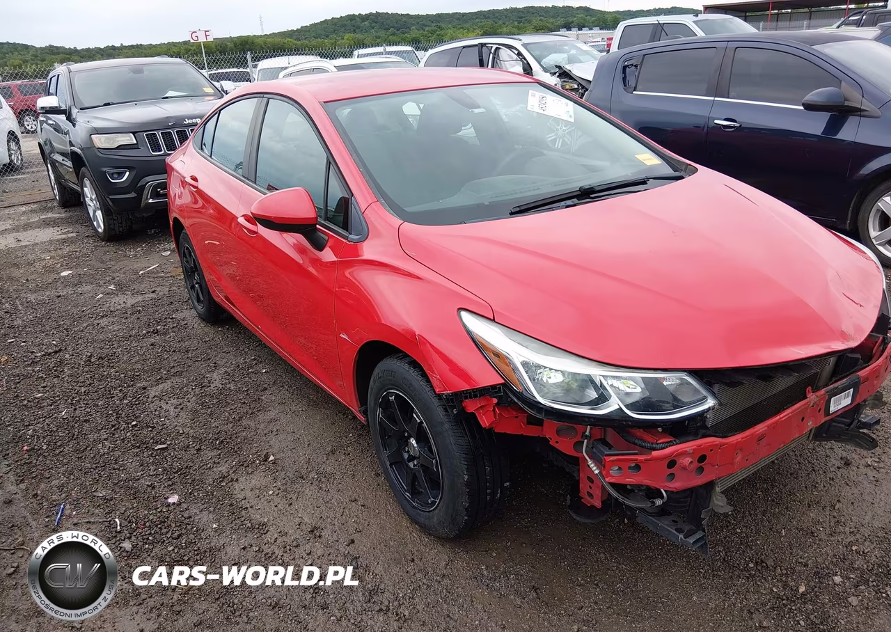 2018 Chevrolet Cruze Ls Auto – zdjęcie 1 z 17