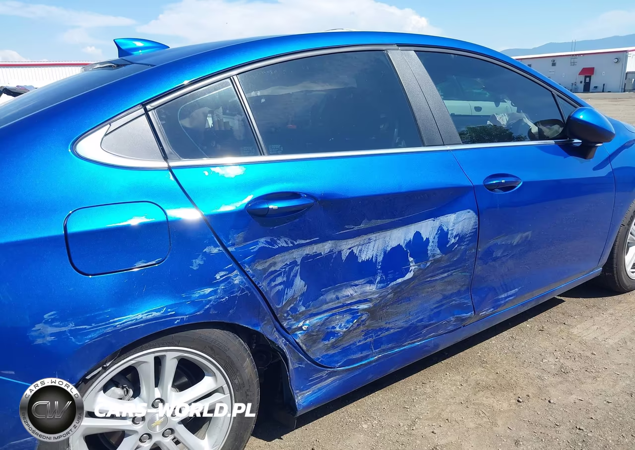 2018 Chevrolet Cruze Lt Auto VIN:1G1BE5SM2J7224752 - 6