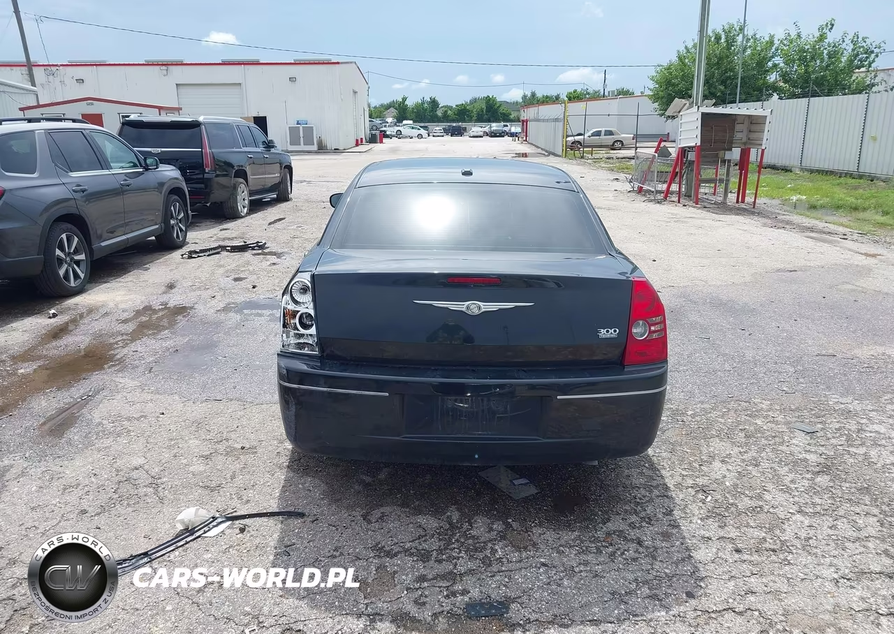 2010 Chrysler 300 Touring-Signature Series-Executive Series VIN:2C3CA5CV0AH330656 - 15