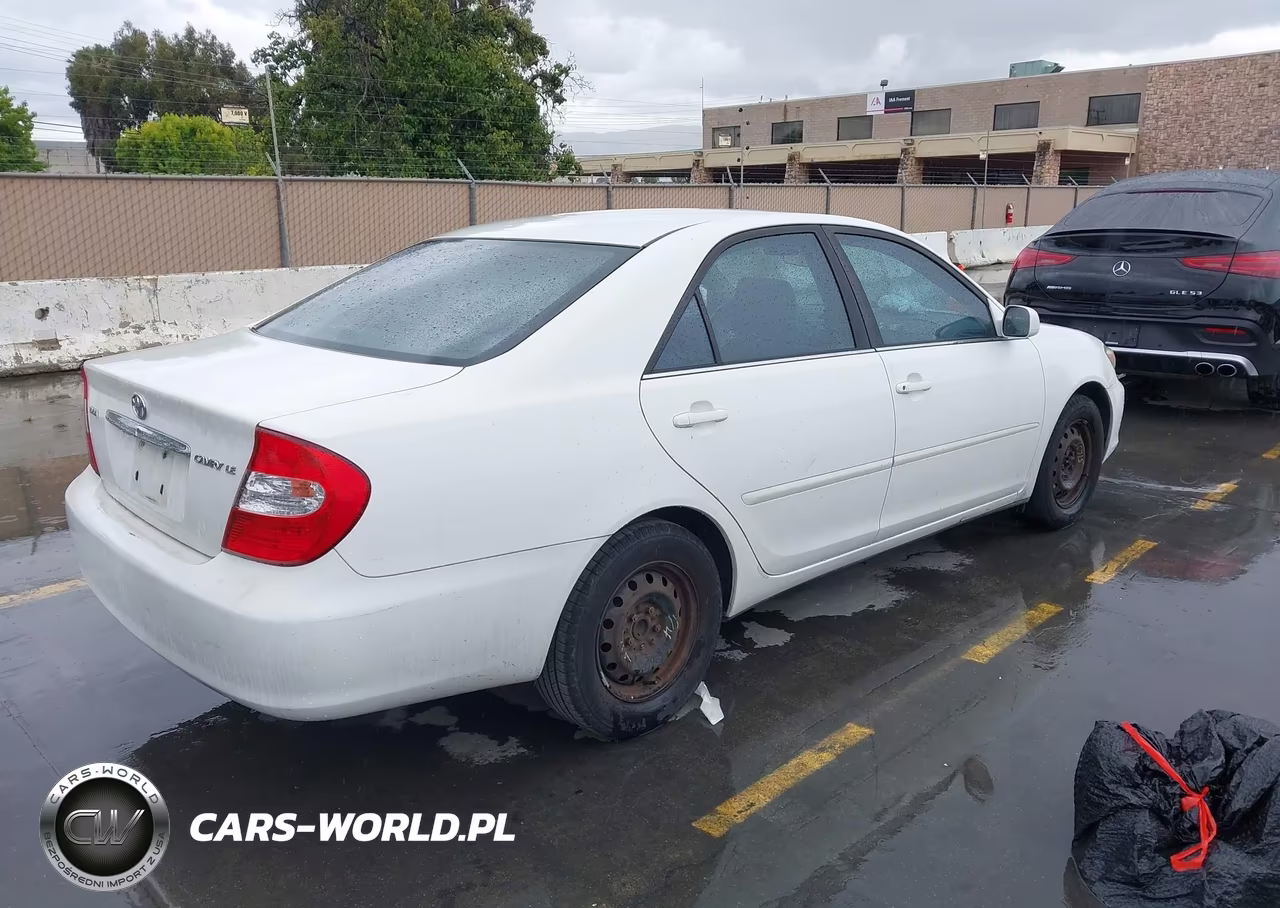 2003 Toyota Camry Le VIN:4T1BE32K53U141603 - 4
