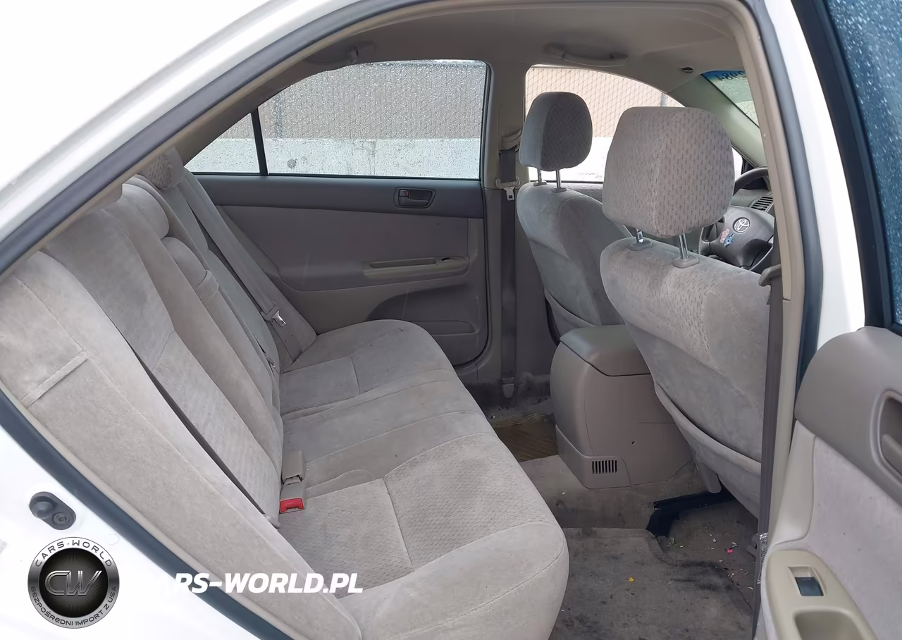 2003 Toyota Camry Le VIN:4T1BE32K53U141603 - 8