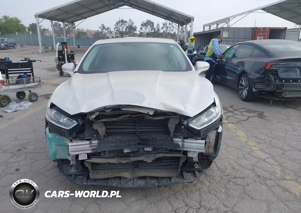 2013 Ford Fusion Hybrid Se VIN:3FA6P0LU4DR371615 - 13