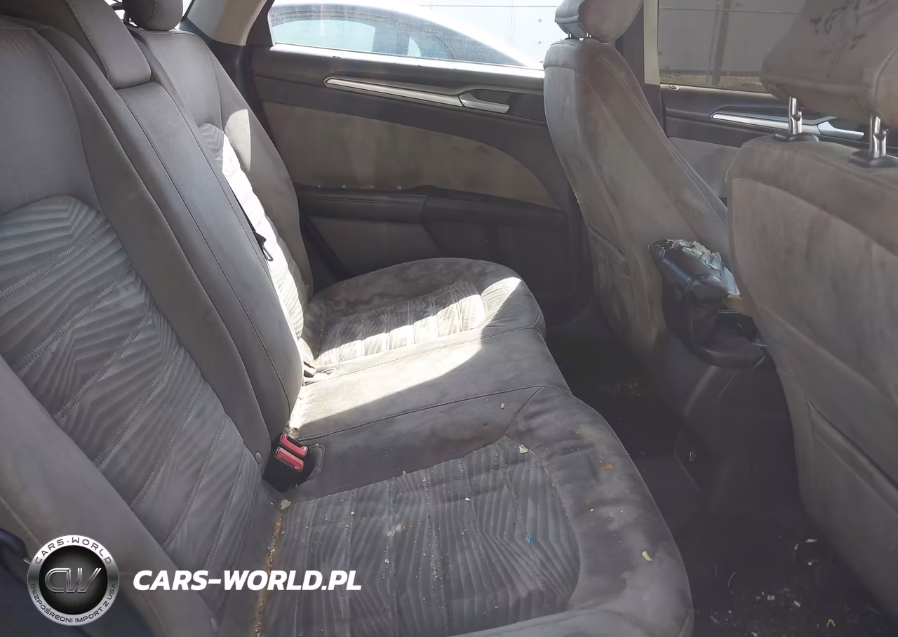 2016 Ford Fusion S VIN:3FA6P0G7XGR261077 - 8