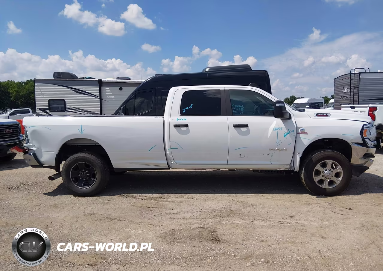 2024 Ram 3500 Big Horn 4X4 8' Box VIN:3C63R3HL9RG265468 - 13