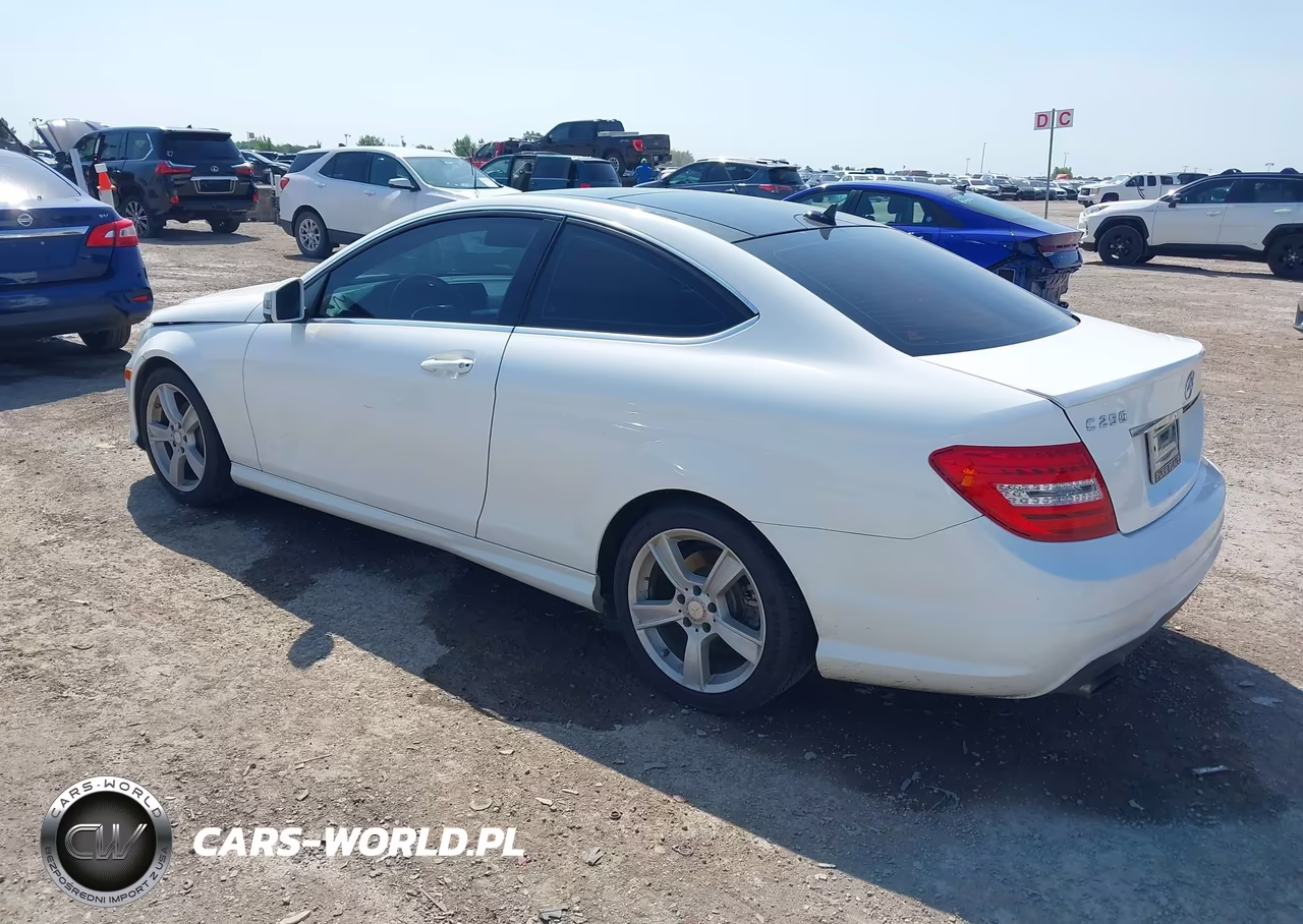 2013 Mercedes-Benz C 250 VIN:WDDGJ4HB9DG061679 - 3