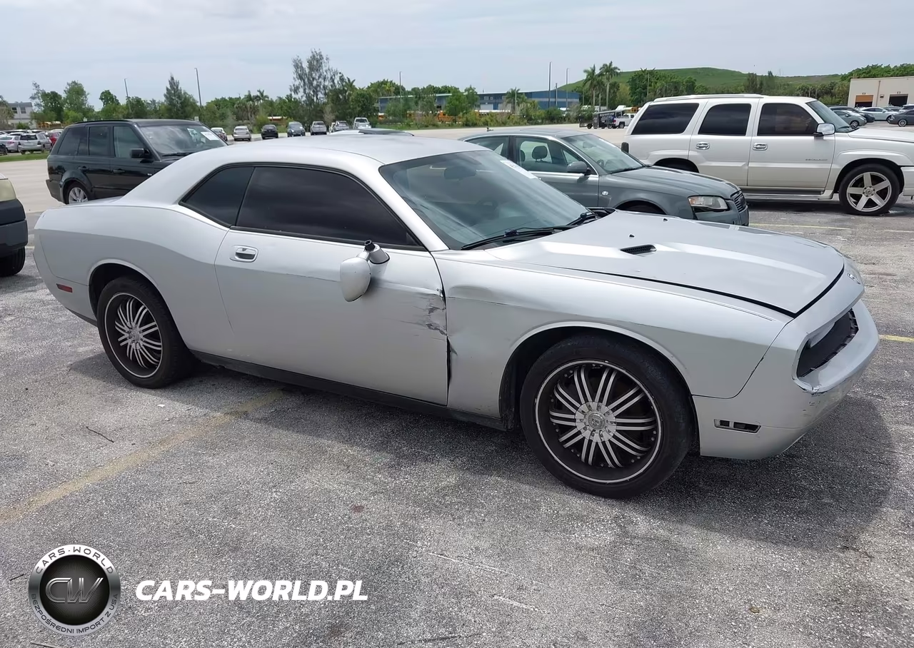 2010 Dodge Challenger Se
