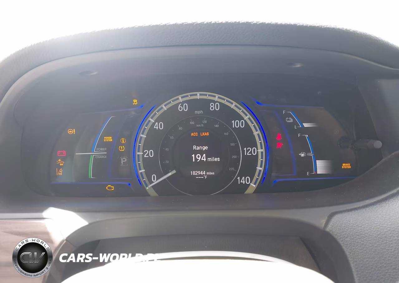 2017 Honda Accord Hybrid Touring VIN:JHMCR6F76HC026752 - 7