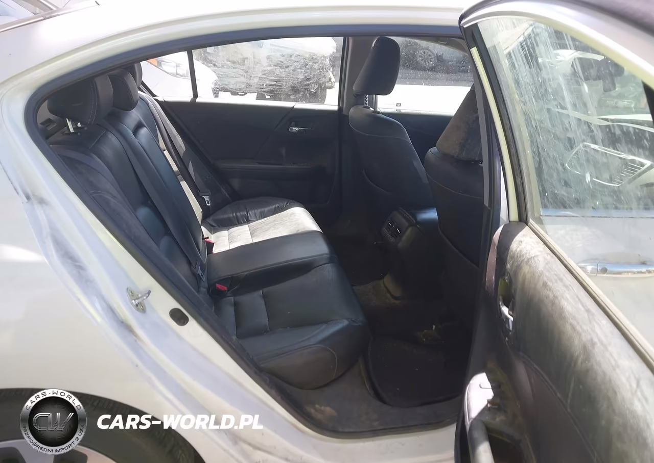 2017 Honda Accord Hybrid Touring VIN:JHMCR6F76HC026752 - 8