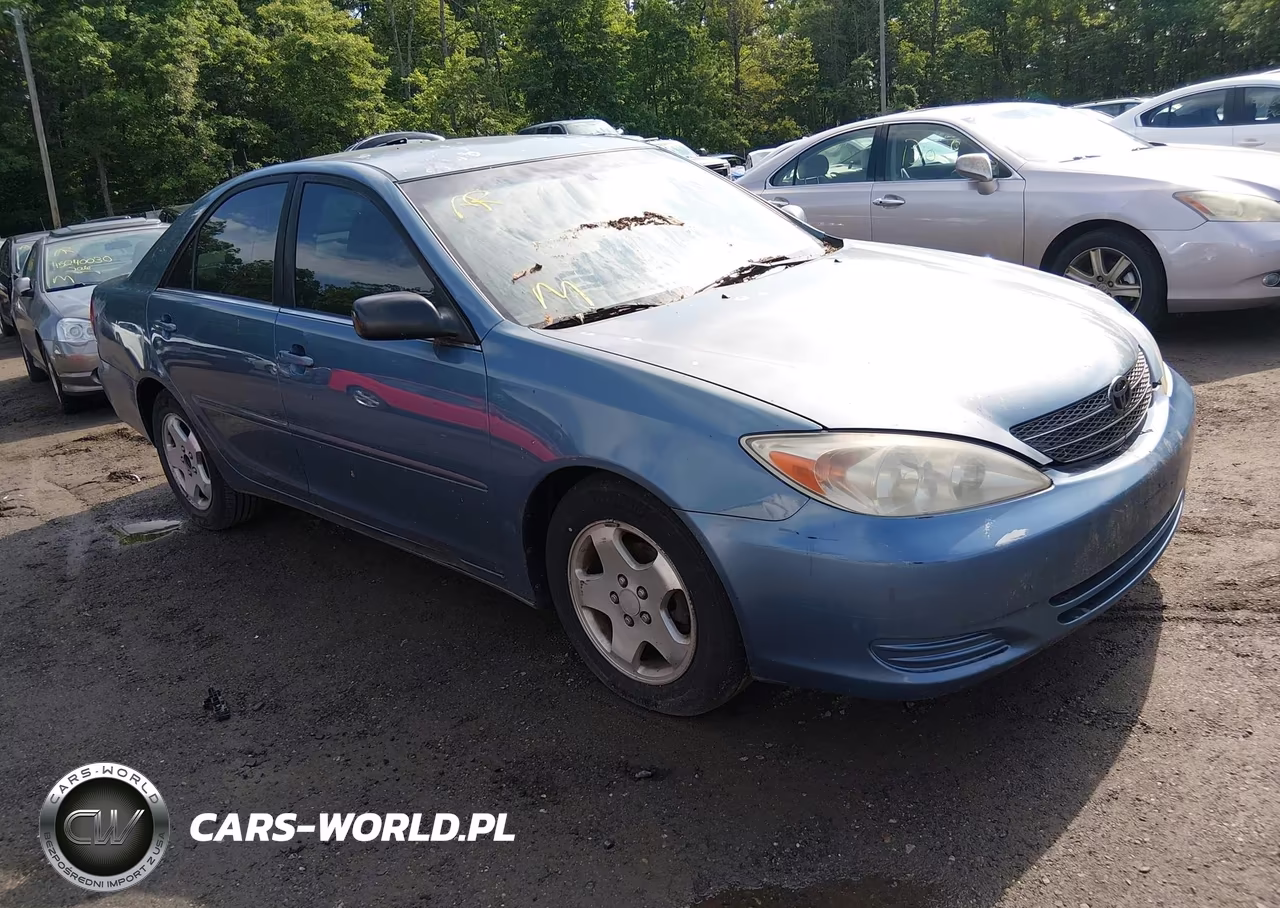 2003 Toyota Camry Le V6 – zdjęcie 1 z 11