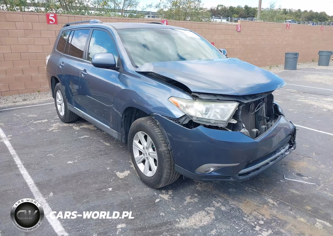 2012 Toyota Highlander Base V6 – zdjęcie 1 z 17