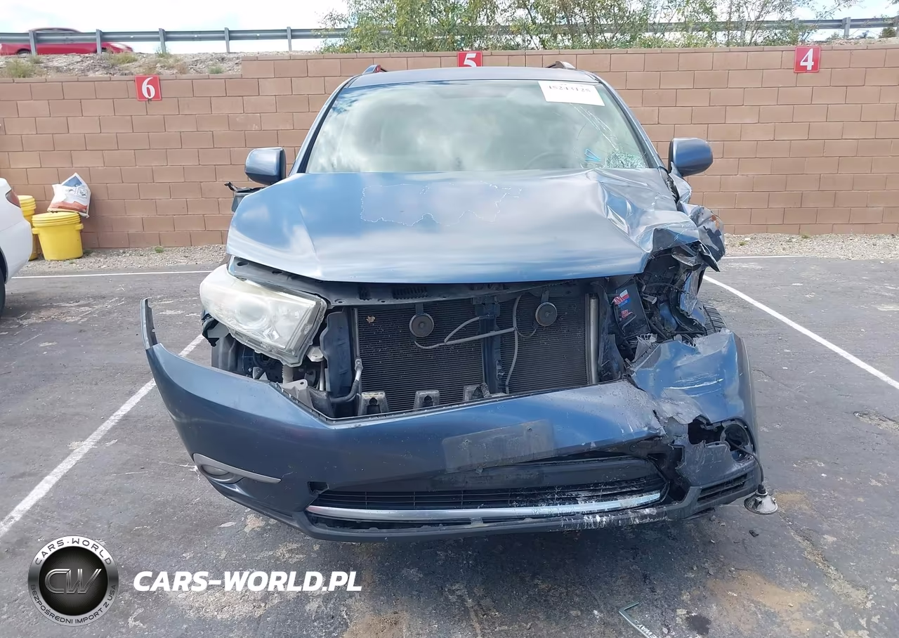 2012 Toyota Highlander Base V6 VIN:5TDZK3EH8CS089495 - 13